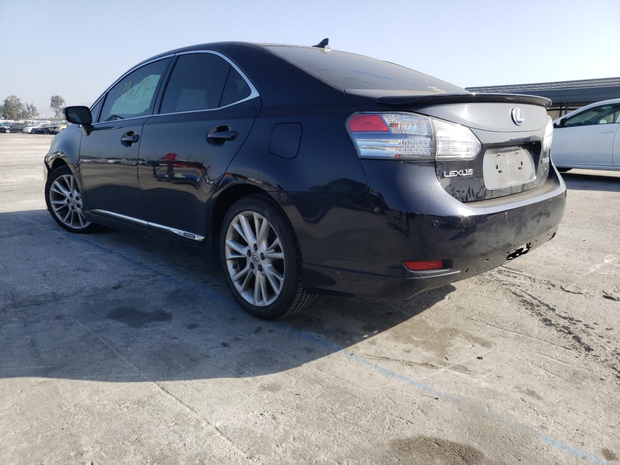 Photo 3 from auction – 2010 LEXUS HS 250H with VIN JTHBB1BA3A2003056