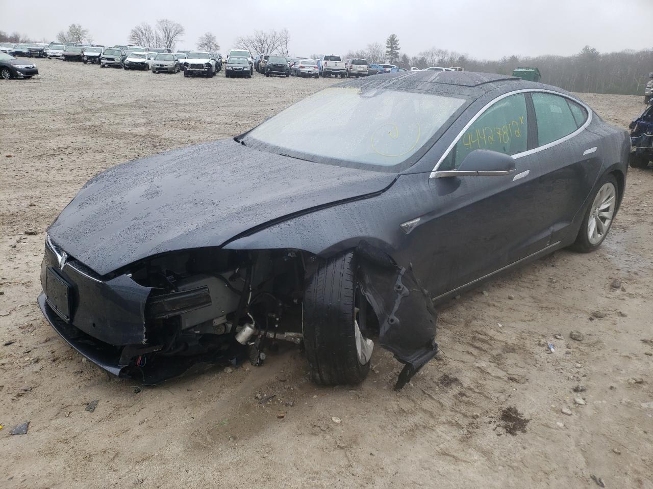 Photo 2 from auction – 2016 TESLA MODEL S with VIN 5YJSA1E22GF149365