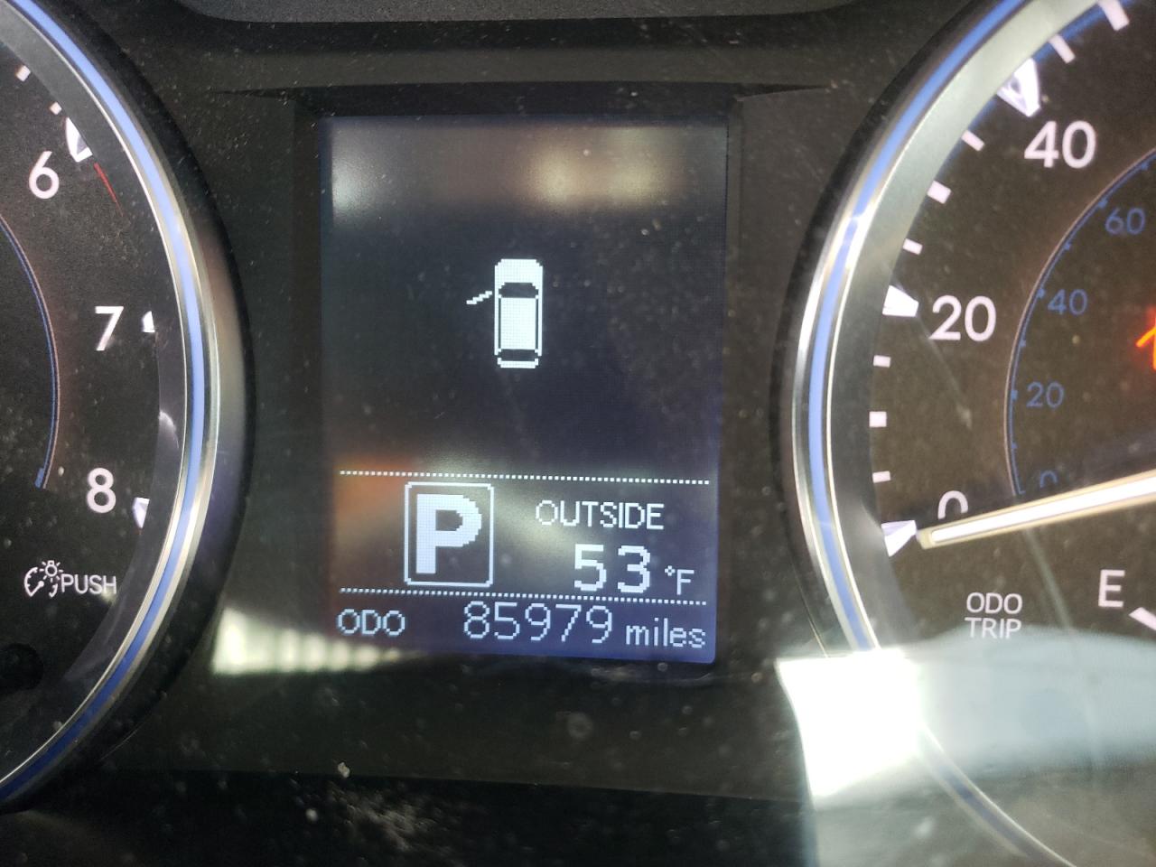 Photo 8 from auction – 2014 TOYOTA HIGHLANDER with VIN 5TDZARFH3ES007776