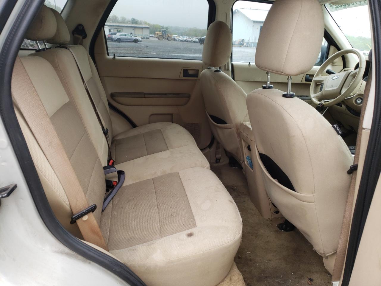 Photo 6 from auction – 2008 FORD ESCAPE XLT with VIN 1FMCU93108KA61628