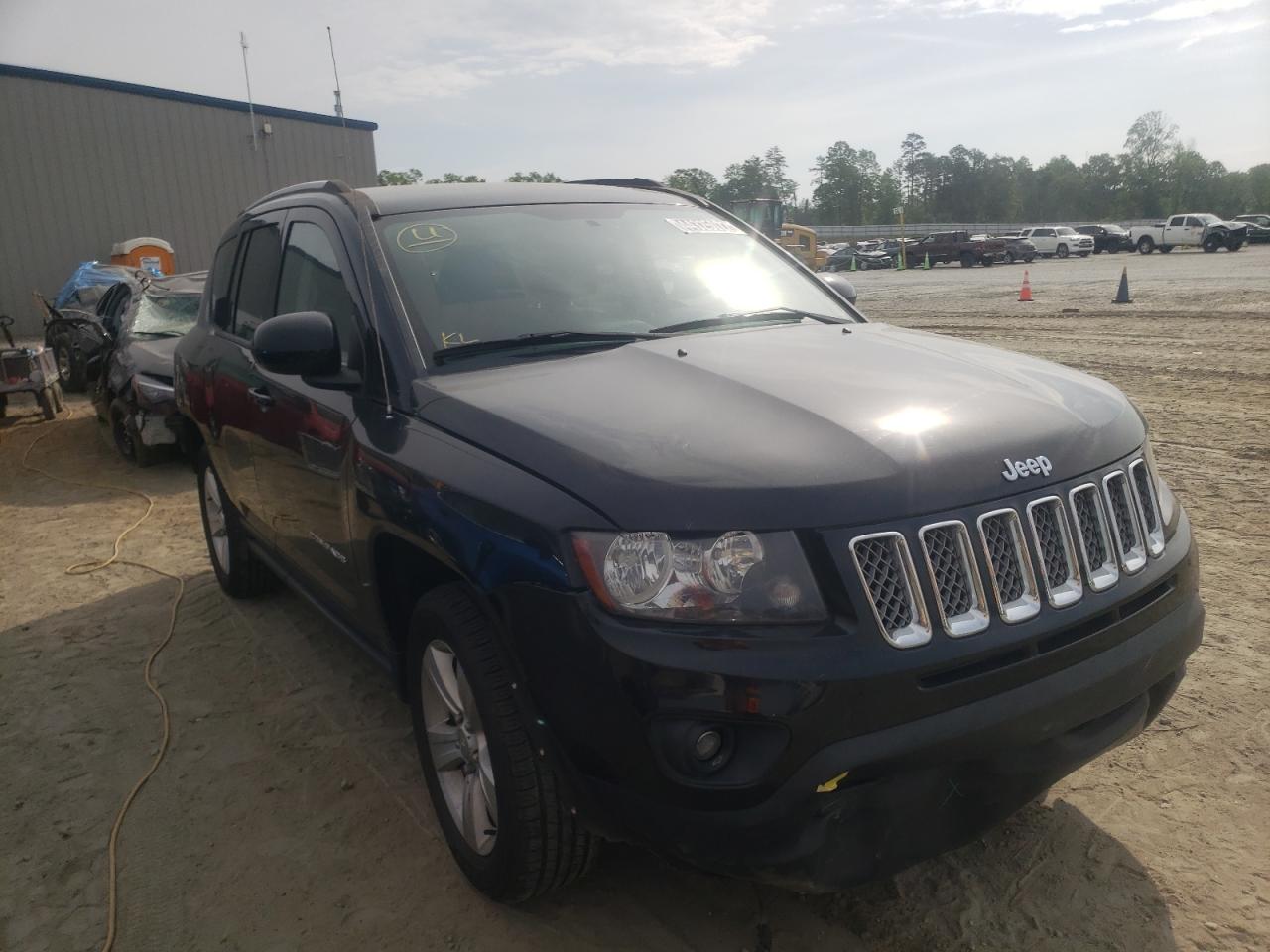 JEEP COMPASS LA 2015 with VIN 1C4NJDEB8FD408915 - Photo from auction