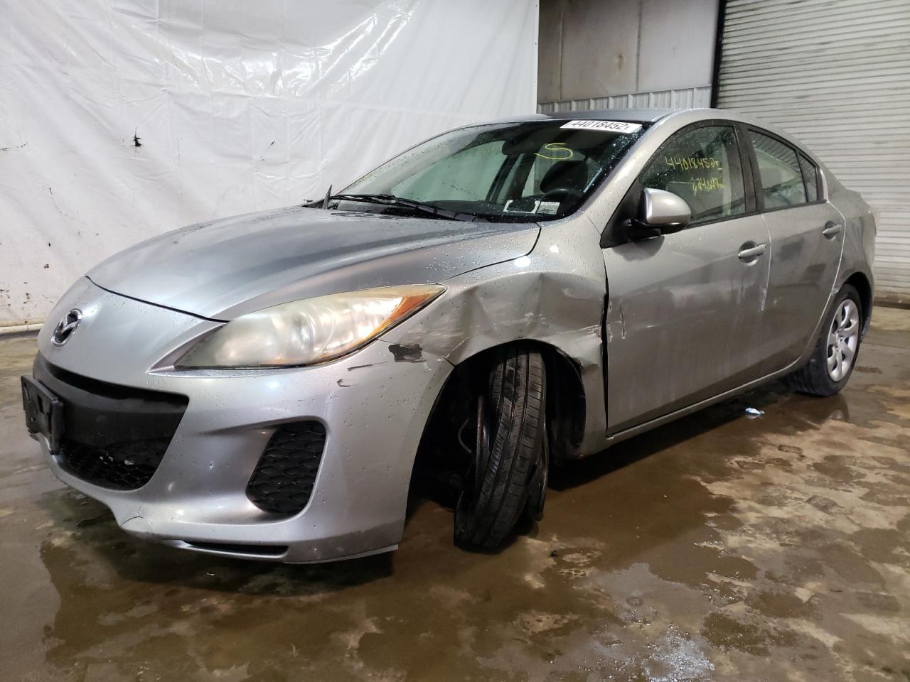 Photo 2 from auction – 2013 MAZDA 3 I with VIN JM1BL1TG9D1816168