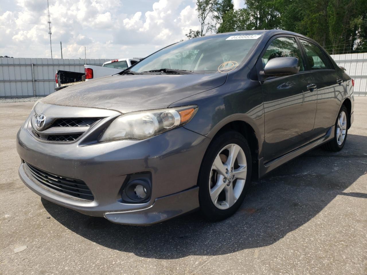 Photo 2 from auction – 2013 TOYOTA COROLLA BA with VIN 2T1BU4EE9DC948448