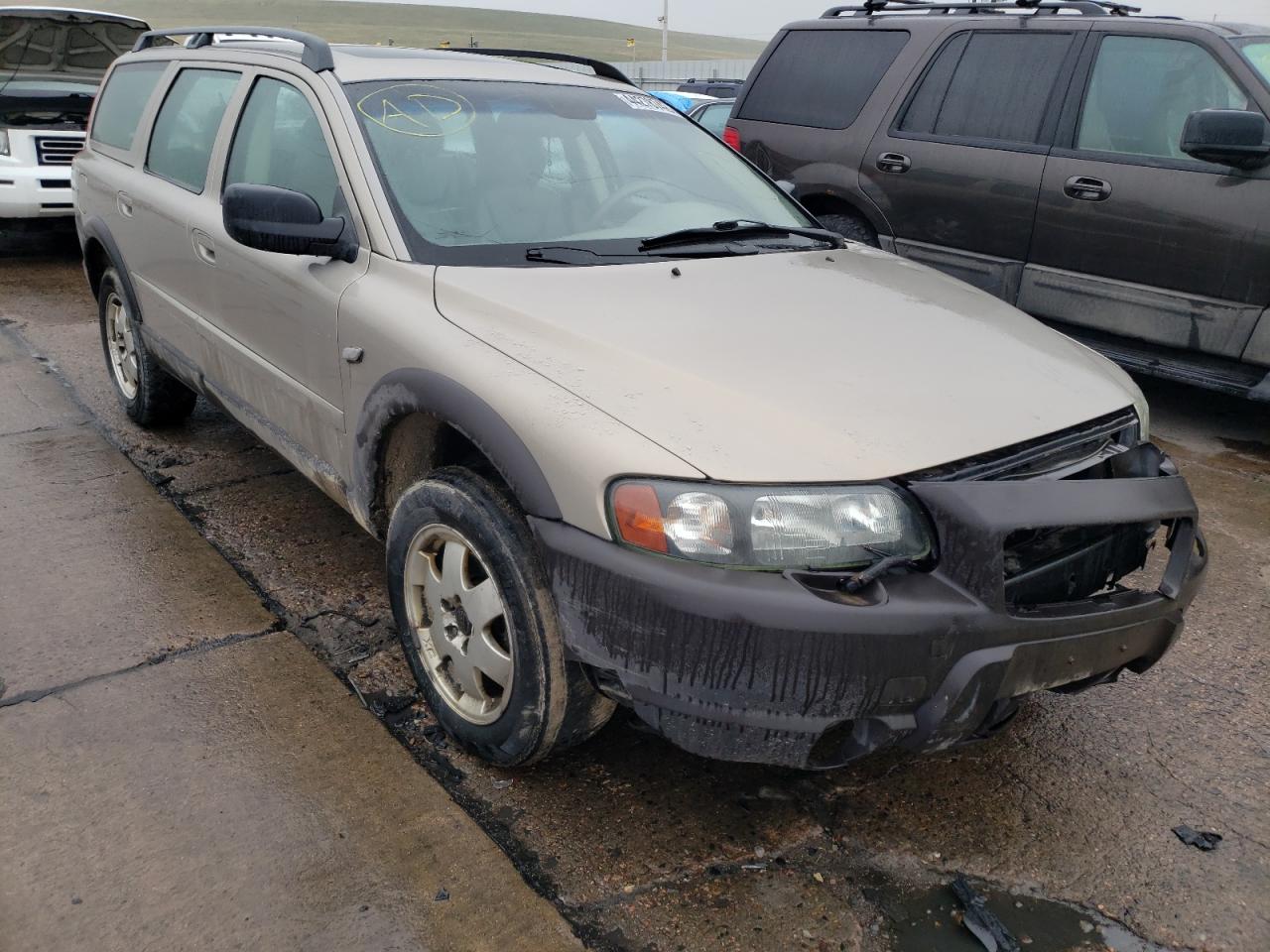VOLVO XC70 2003 with VIN YV1SZ59H231112537 - Photo from auction