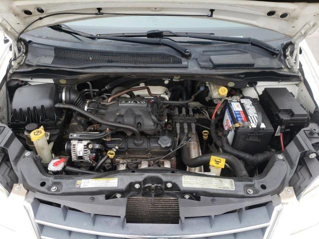 Photo 7 from auction – 2010 CHRYSLER TOWN & COU with VIN 2A4RR4DE3AR143178