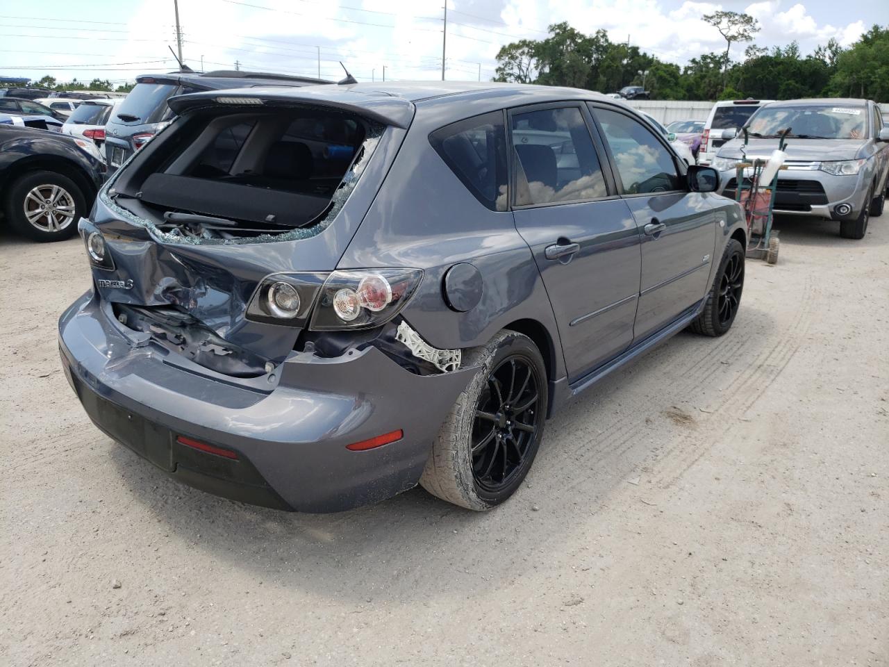 Photo 4 from auction – 2008 MAZDA 3 HATCHBAC with VIN JM1BK343581131682