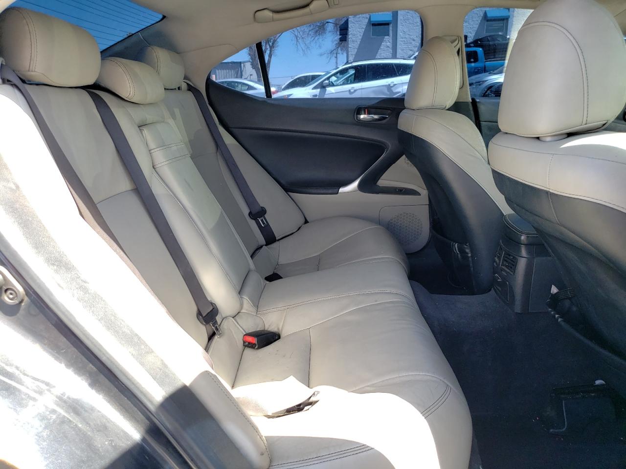 Photo 6 from auction – 2009 LEXUS IS 250 with VIN JTHCK262X95033355