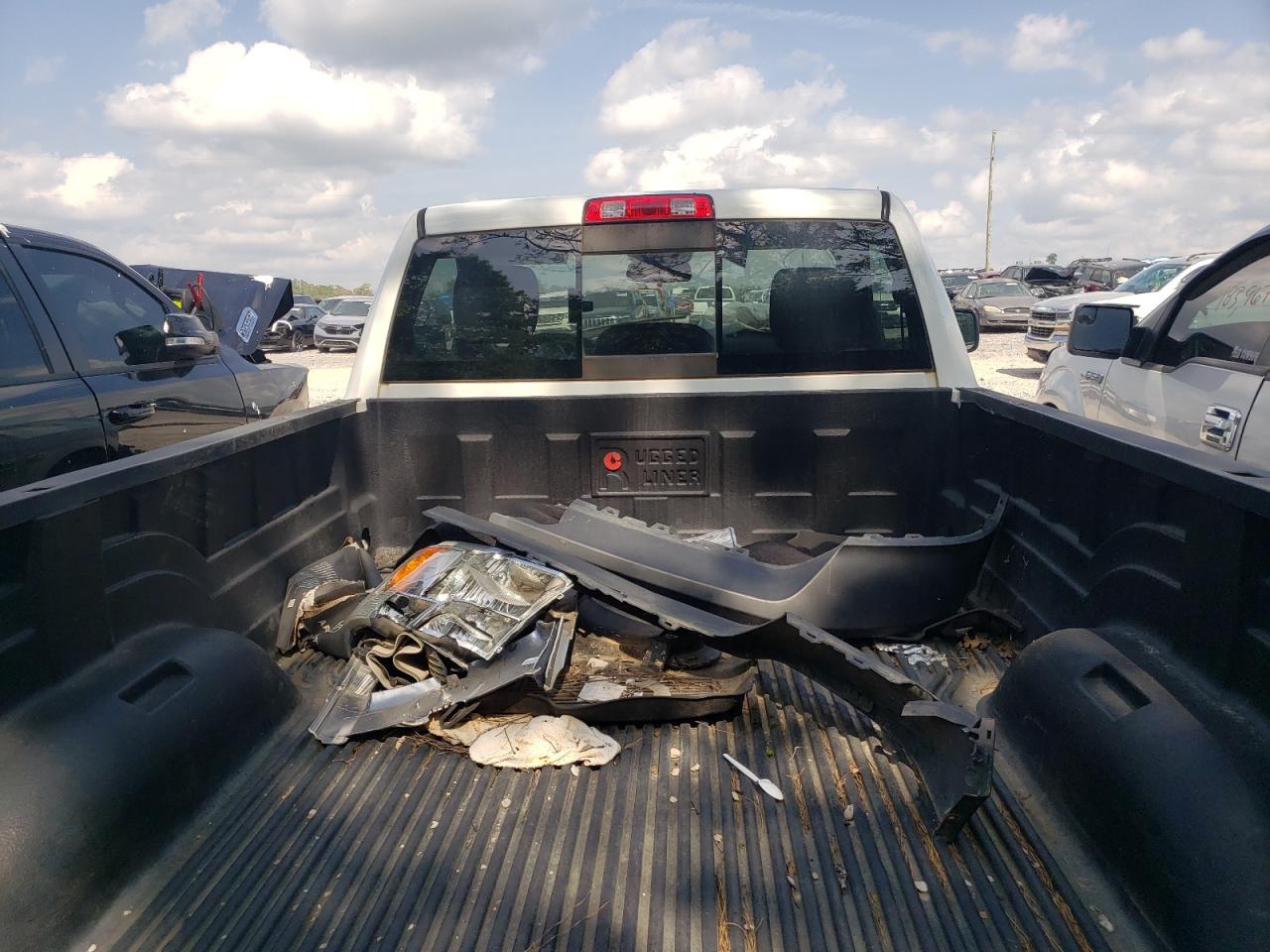 Photo 6 from auction – 2016 RAM 1500 ST with VIN 3C6JR6DT4GG255670