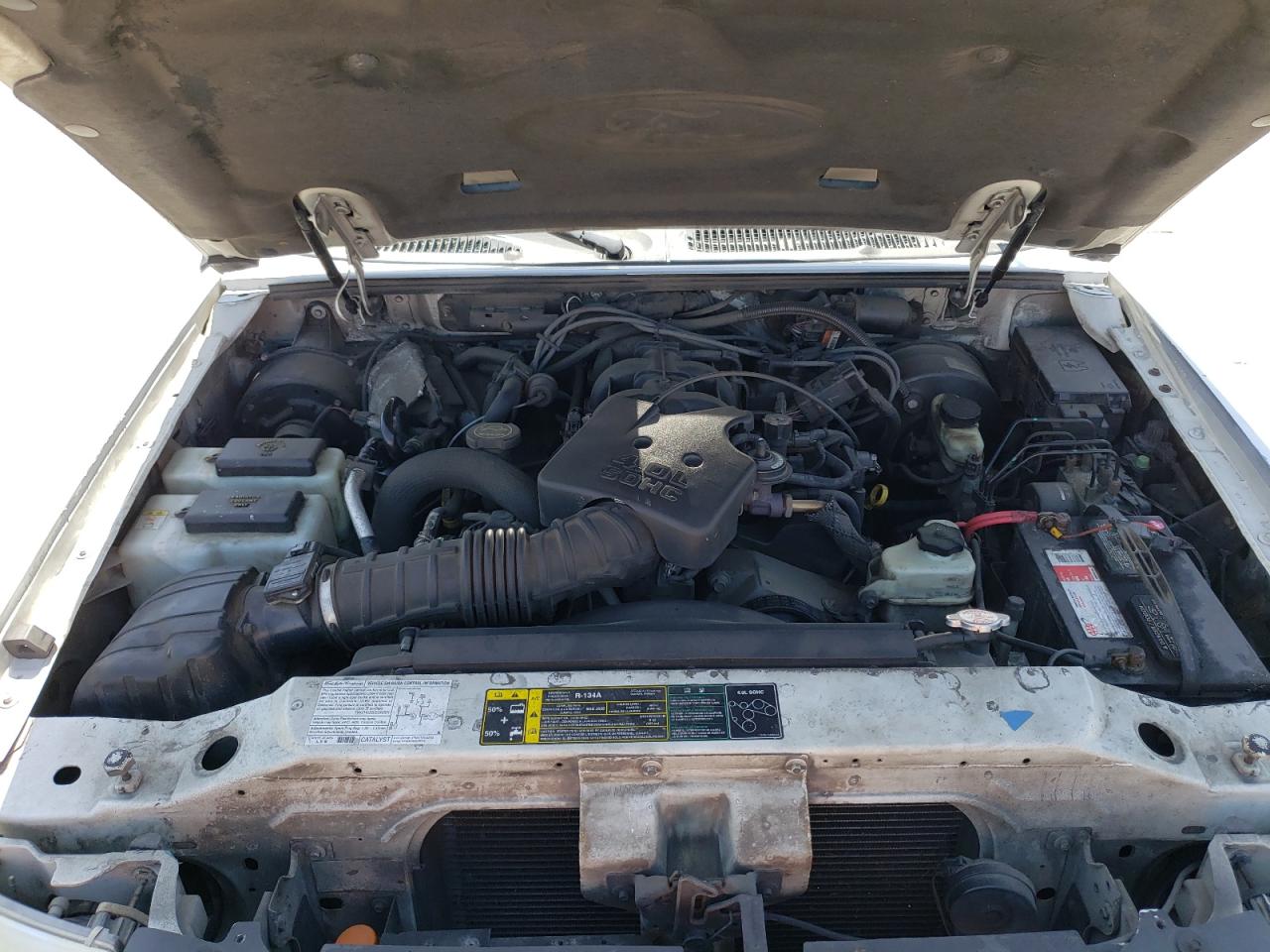 Photo 7 from auction – 2004 FORD EXPLORER S with VIN 1FMZU67K14UB58833