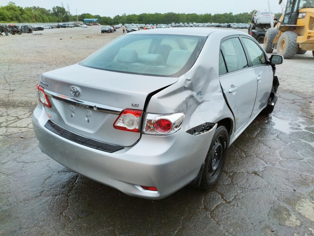 Zdjęcie 9 z aukcji – 2013 TOYOTA COROLLA BA z VIN 2T1BU4EE8DC958954