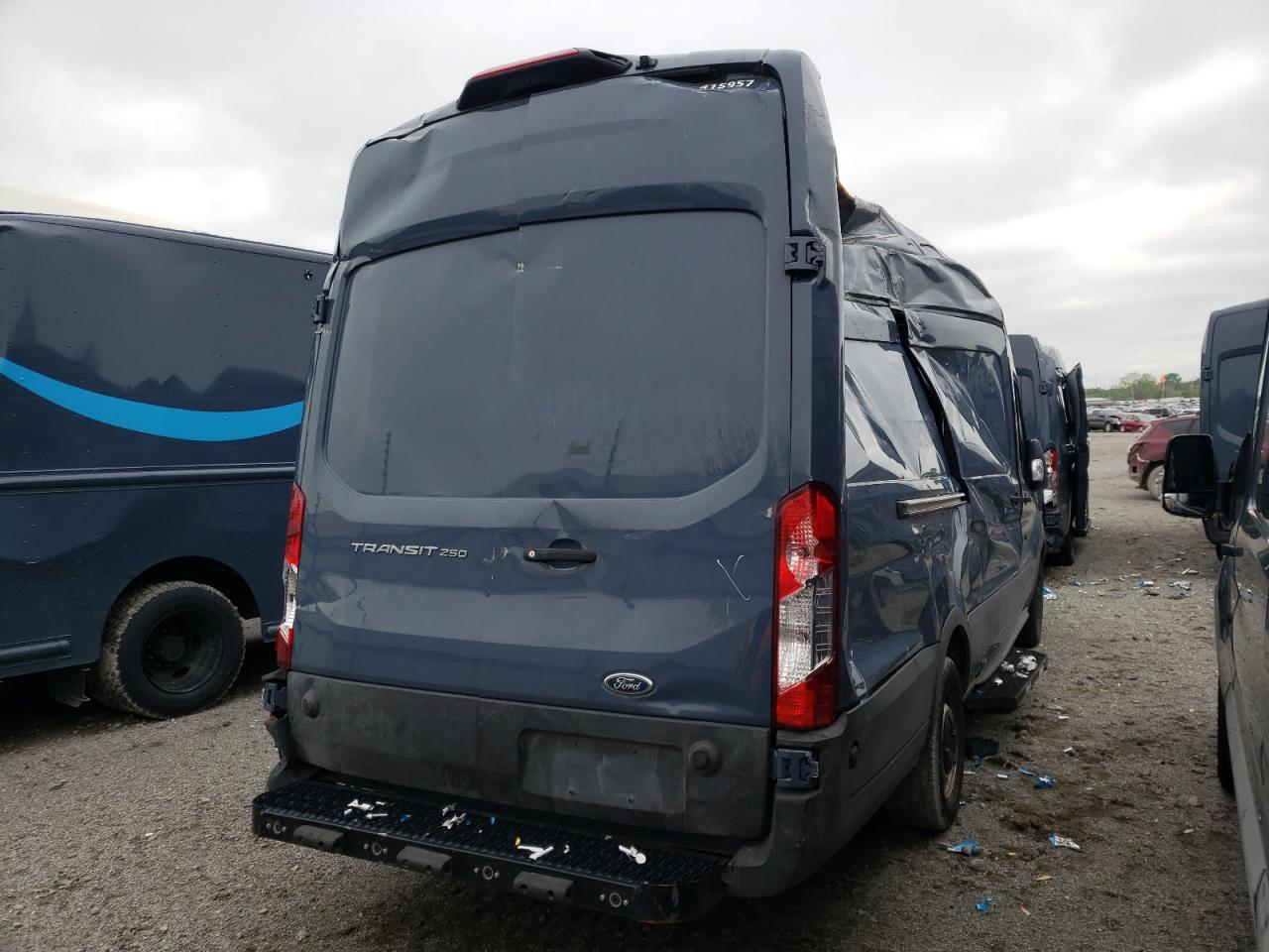 Photo 4 from auction – 2019 FORD TRANSIT T- with VIN 1FTYR3XM7KKB78613