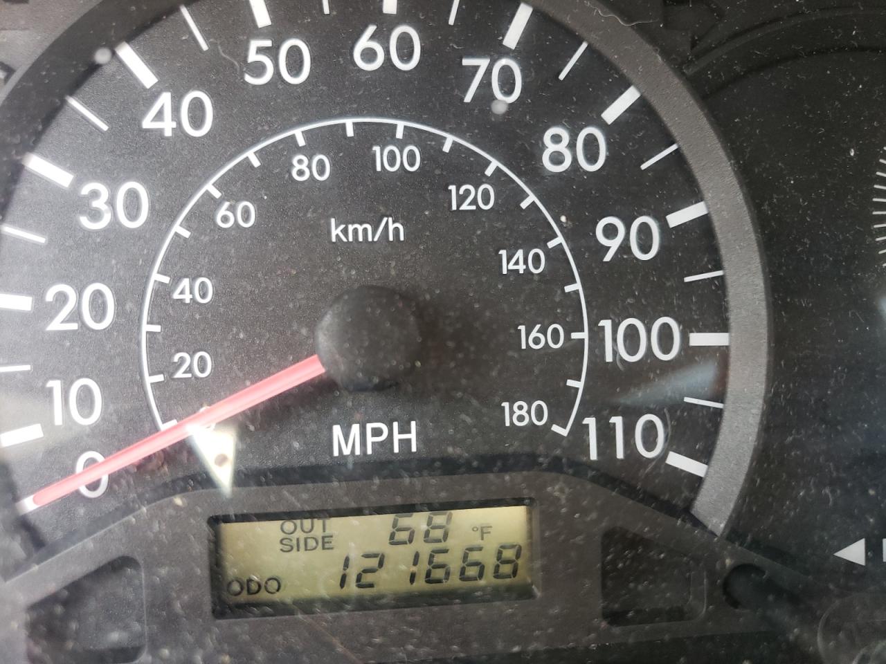 Photo 8 from auction – 2003 TOYOTA COROLLA CE with VIN 1NXBR32E13Z049418