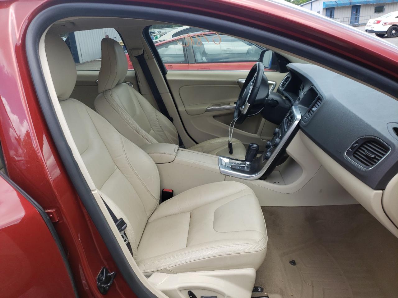 Photo 5 from auction – 2012 VOLVO S60 T5 with VIN YV1622FS1C2046884