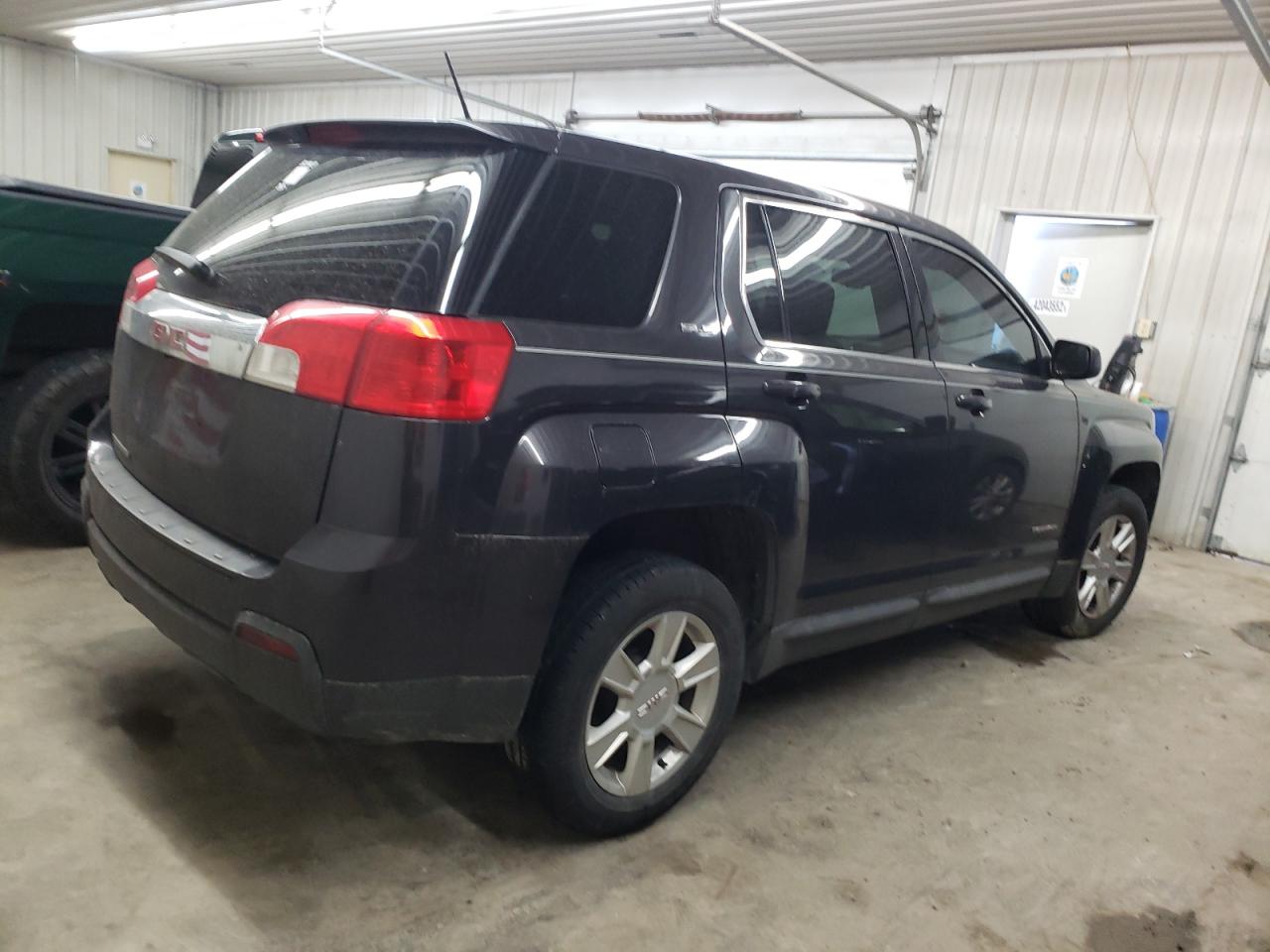 Photo 4 from auction – 2013 GMC TERRAIN SL with VIN 2GKALMEK3D6331430