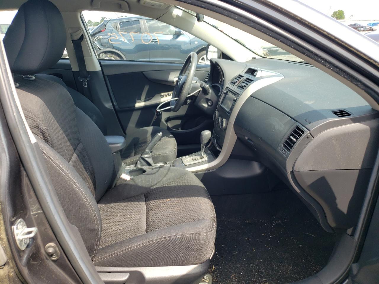 Photo 5 from auction – 2013 TOYOTA COROLLA BA with VIN 2T1BU4EE9DC948448