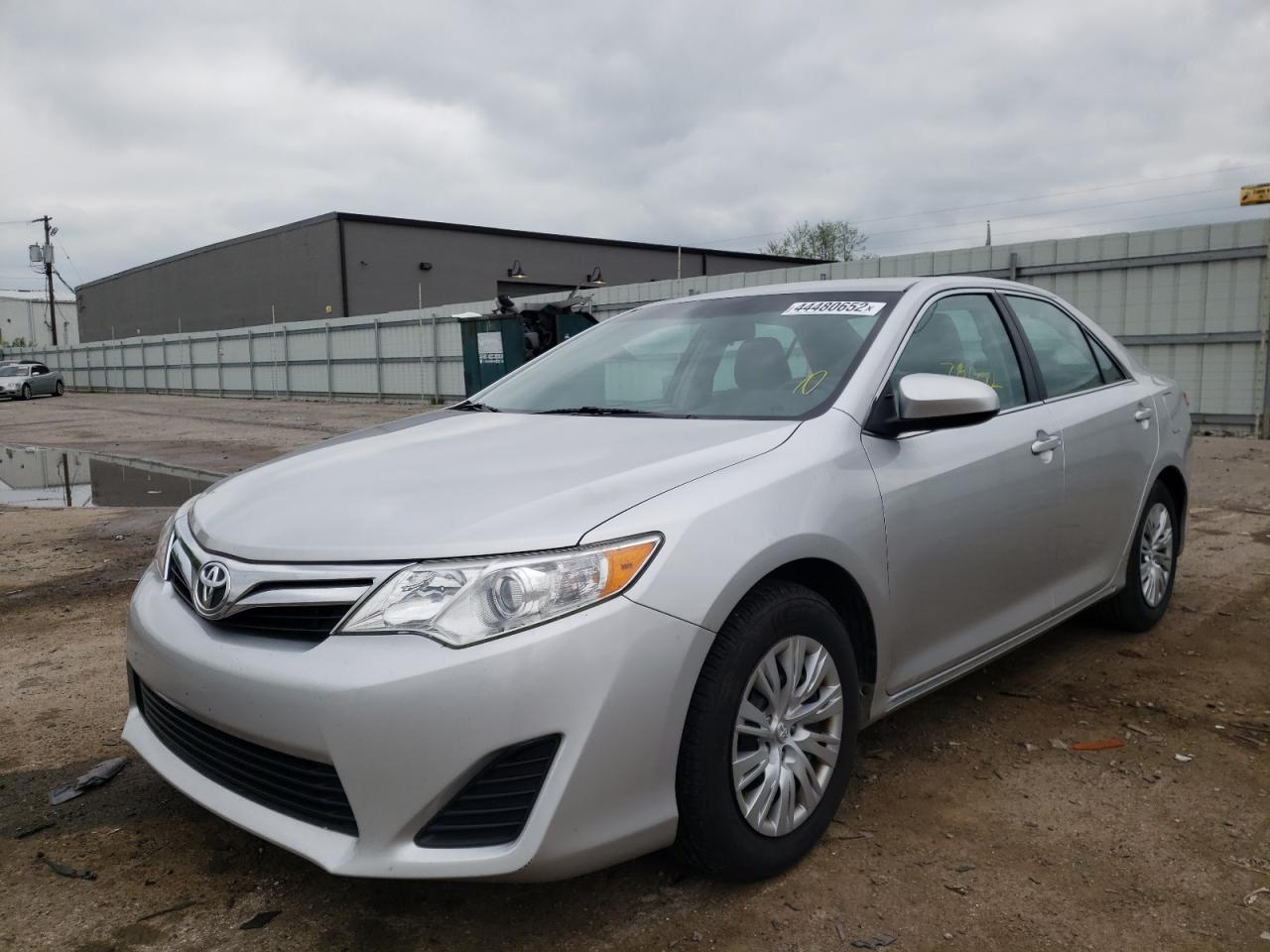 Photo 2 from auction – 2012 TOYOTA CAMRY BASE with VIN 4T1BF1FK7CU162934