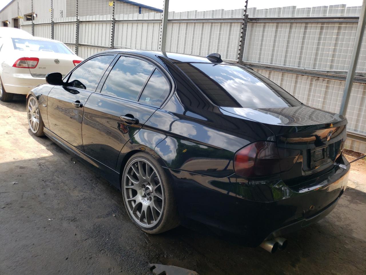 Photo 3 from auction – 2010 BMW 328 I with VIN WBAPH7G53ANM52625