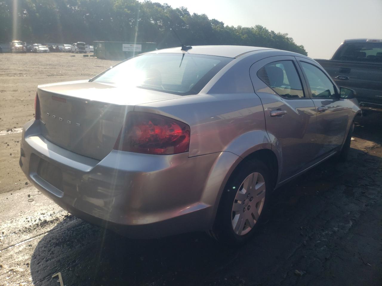 Photo 17 from auction – 2014 DODGE AVENGER SE with VIN 1C3CDZAB8EN144528