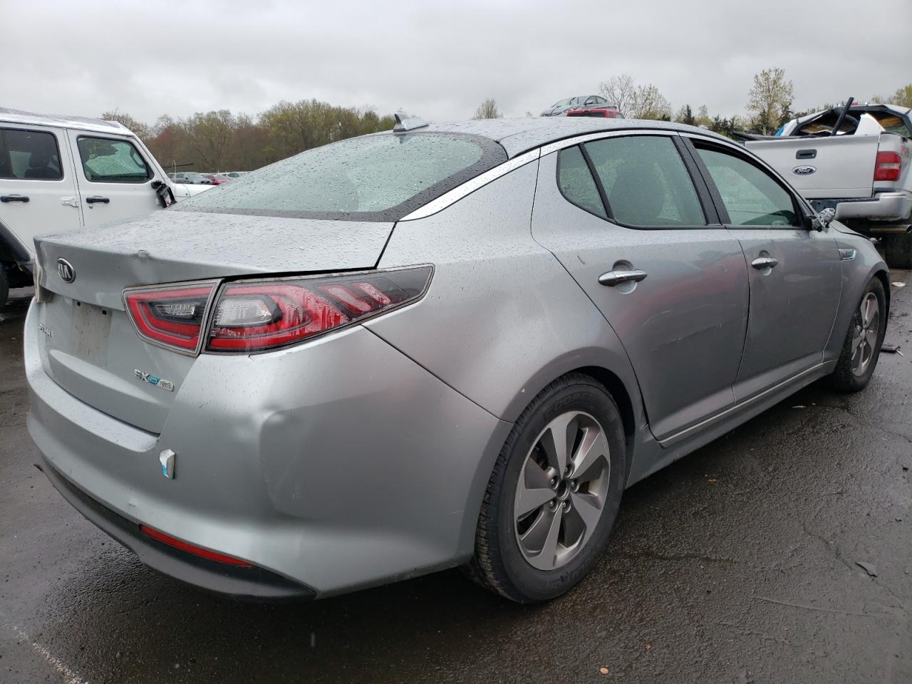 Photo 4 from auction – 2014 KIA OPTIMA HYB with VIN KNAGN4AD1E5072891