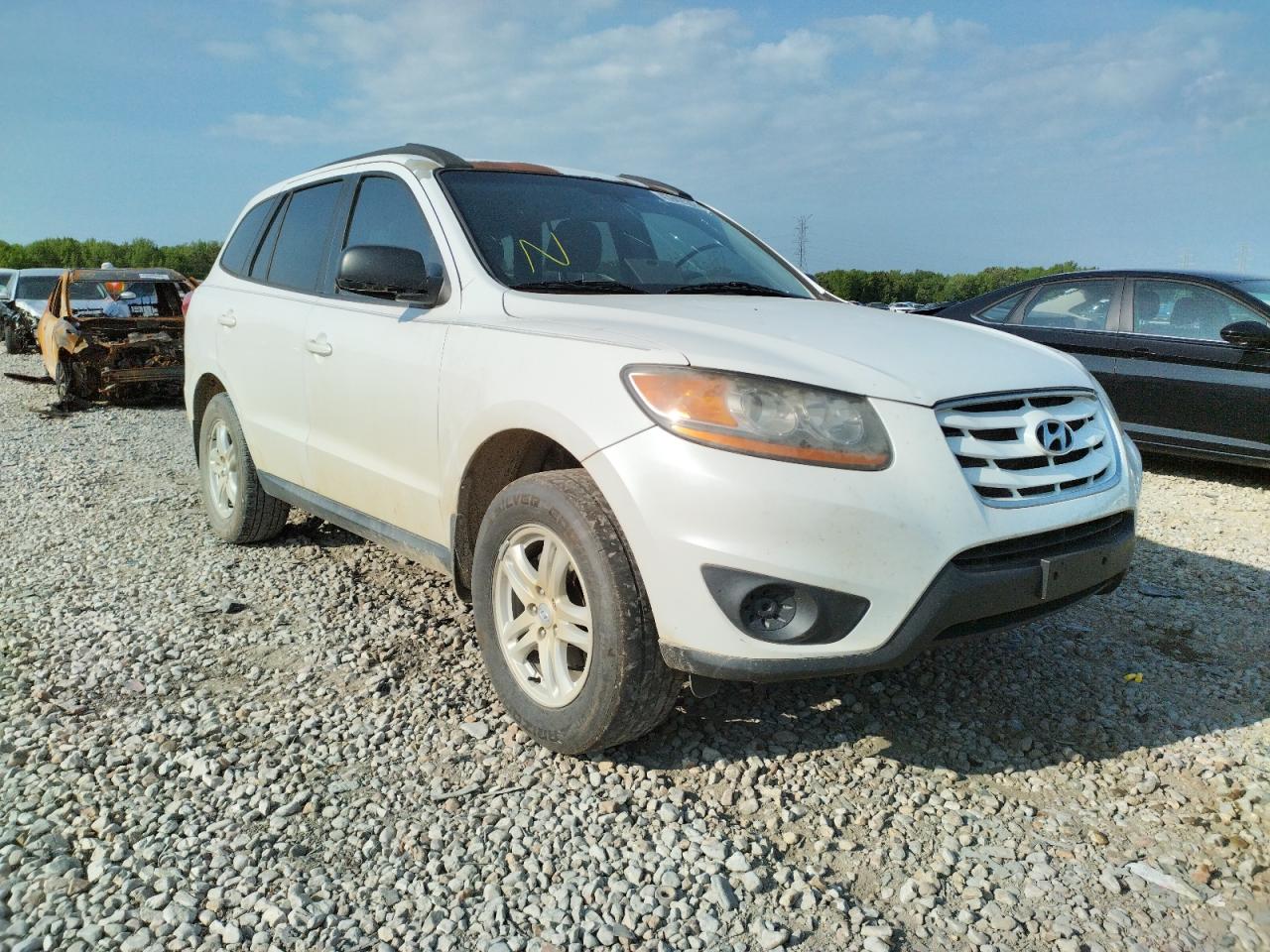 HYUNDAI SANTA FE G 2010 with VIN 5NMSG3ABXAH397949 - Photo from auction