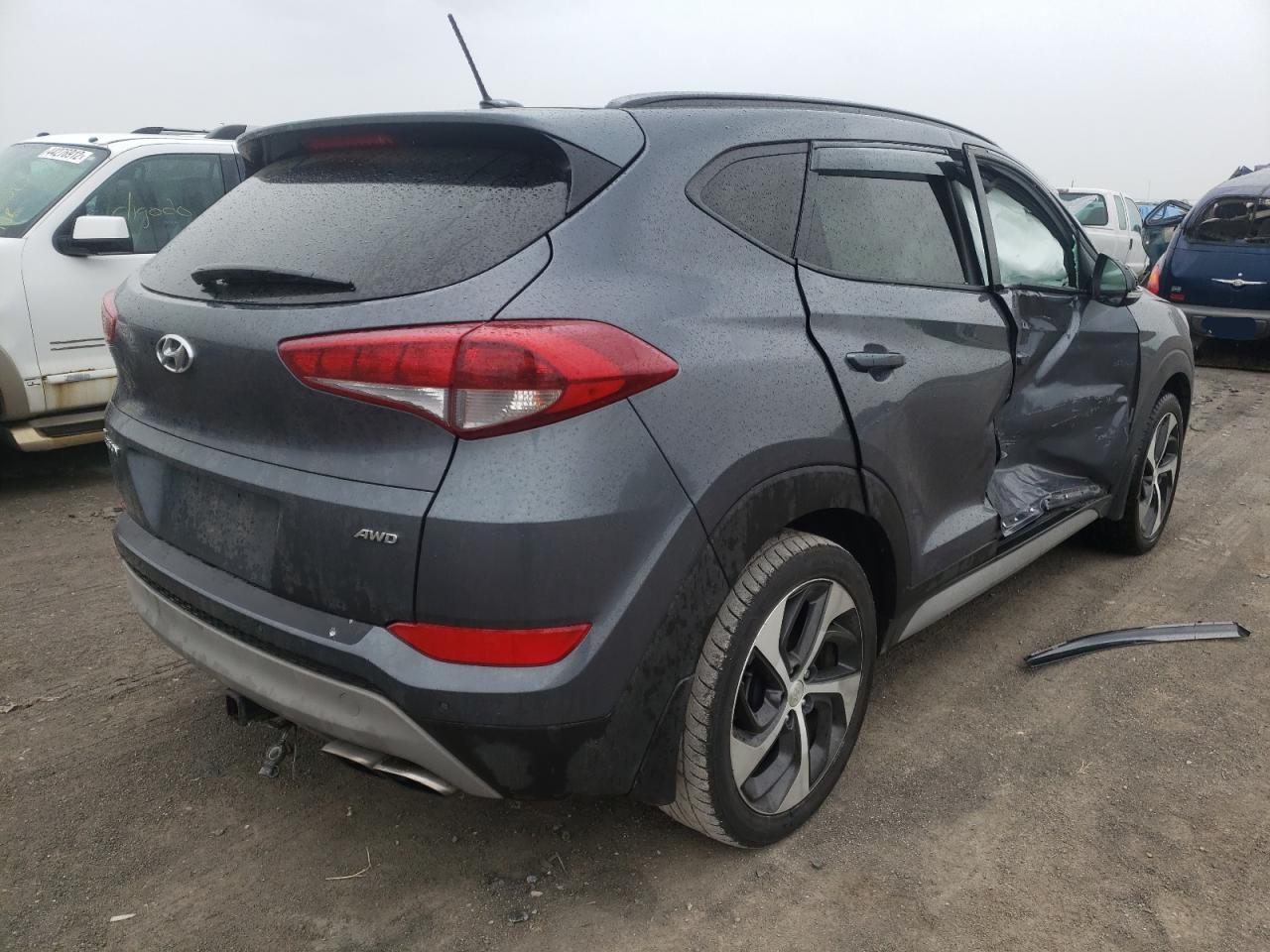 Photo 4 from auction – 2017 HYUNDAI TUCSON LIM with VIN KM8J3CA24HU552274