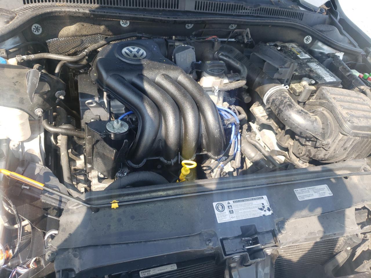 Photo 7 from auction – 2014 VOLKSWAGEN JETTA BASE with VIN 3VW2K7AJ7EM230350