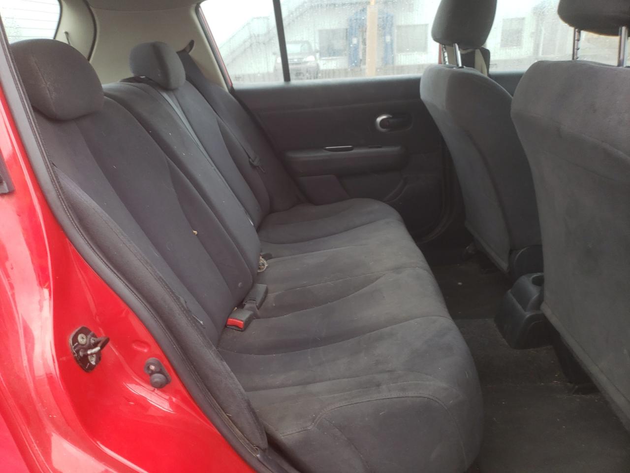 Photo 6 from auction – 2007 NISSAN VERSA S with VIN 3N1BC13E47L374804