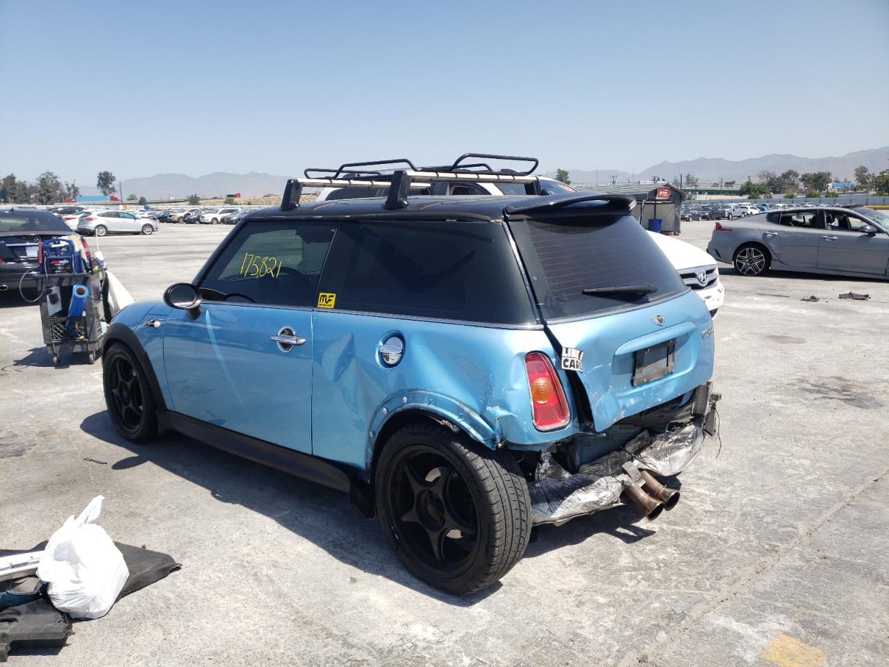 Photo 3 from auction – 2003 MINI COOPER with VIN WMWRE33413TD65363