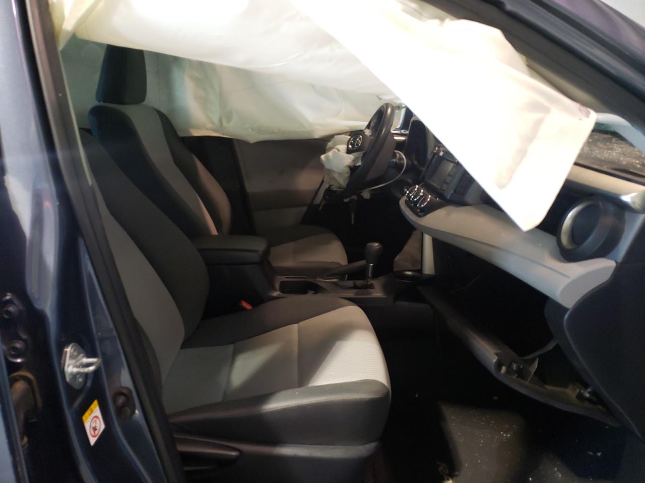 Photo 5 from auction – 2013 TOYOTA RAV4 LE with VIN JTMZFREV7D5007597