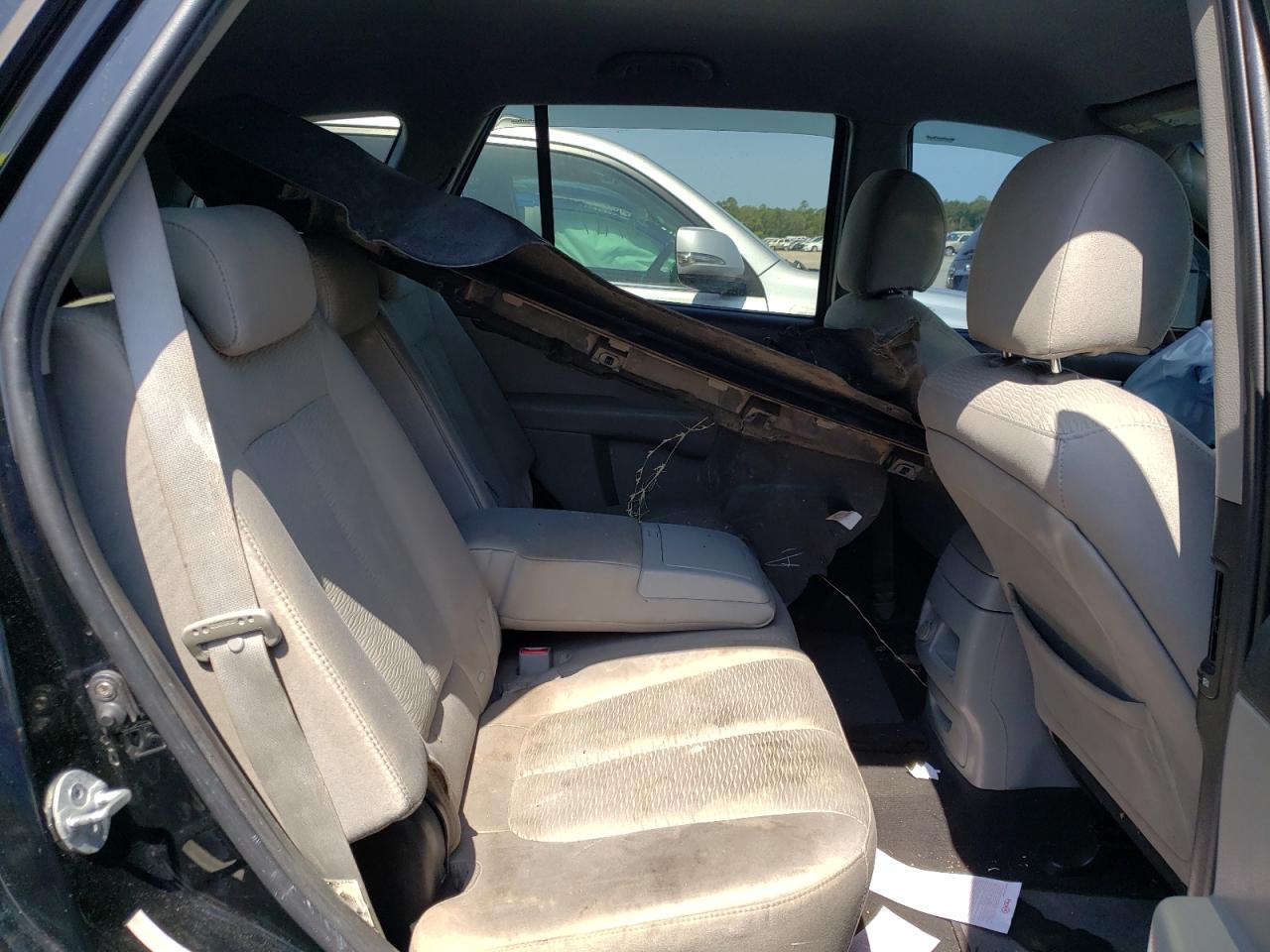 Photo 6 from auction – 2009 HYUNDAI SANTA FE G with VIN 5NMSG13D19H328579