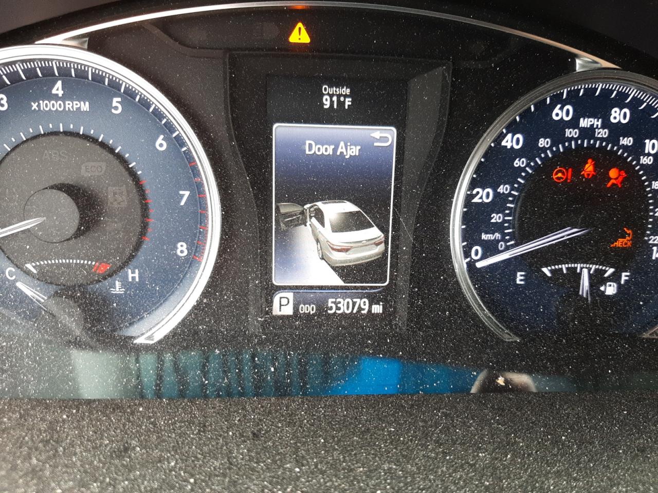 Photo 8 from auction – 2016 TOYOTA CAMRY LE with VIN 4T1BF1FK6GU166821