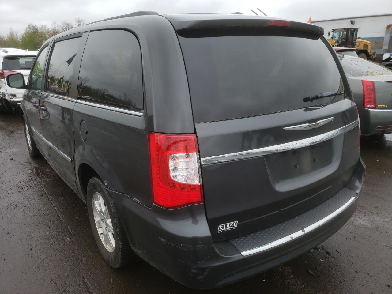 Photo 3 from auction – 2012 CHRYSLER TOWN & COU with VIN 2C4RC1BG3CR345550