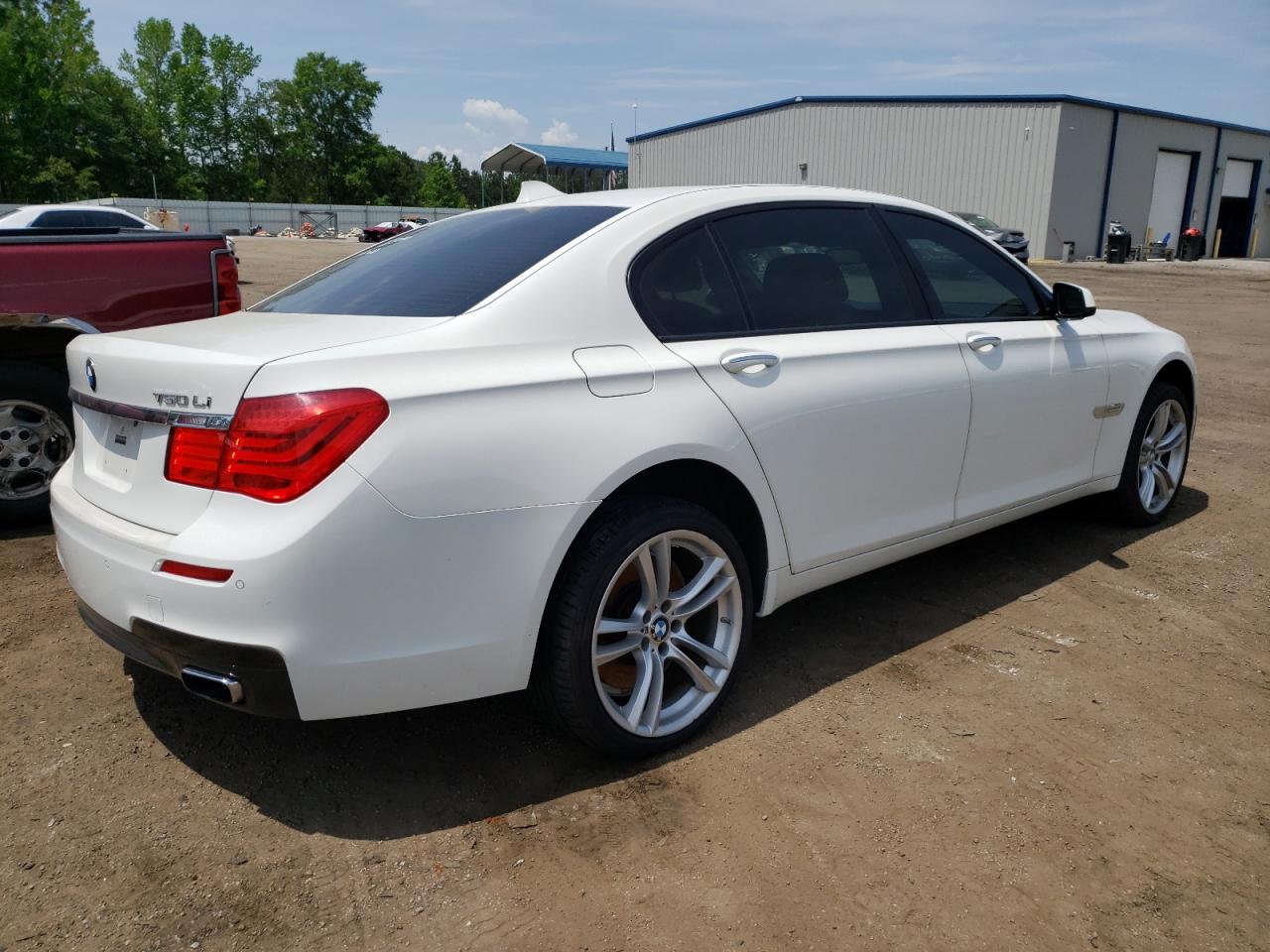 Photo 4 from auction – 2011 BMW 750 LI with VIN WBAKB8C57BCY65040