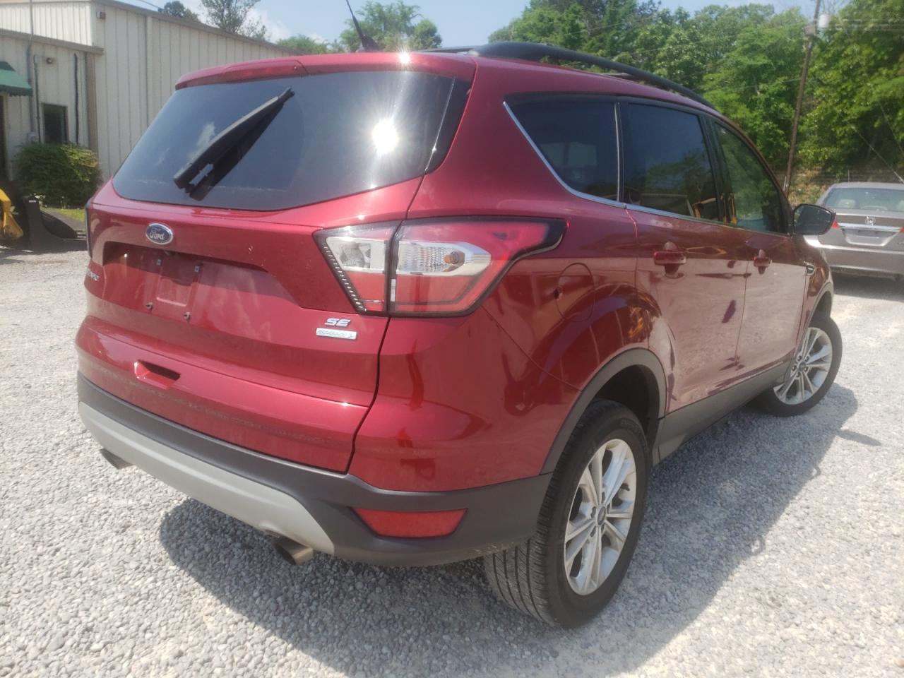 Photo 4 from auction – 2018 FORD ESCAPE SE with VIN 1FMCU0GD8JUC48190