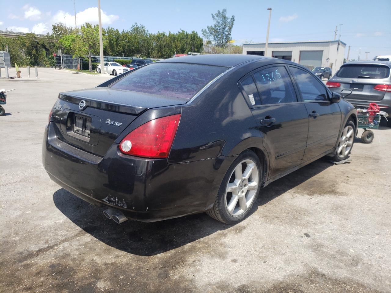 Photo 4 from auction – 2004 NISSAN MAXIMA SE with VIN 1N4BA41E74C869812
