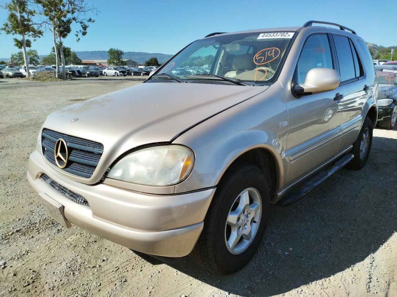 Photo 9 from auction – 2001 MERCEDES-BENZ ML 320 with VIN 4JGAB54E71A248500