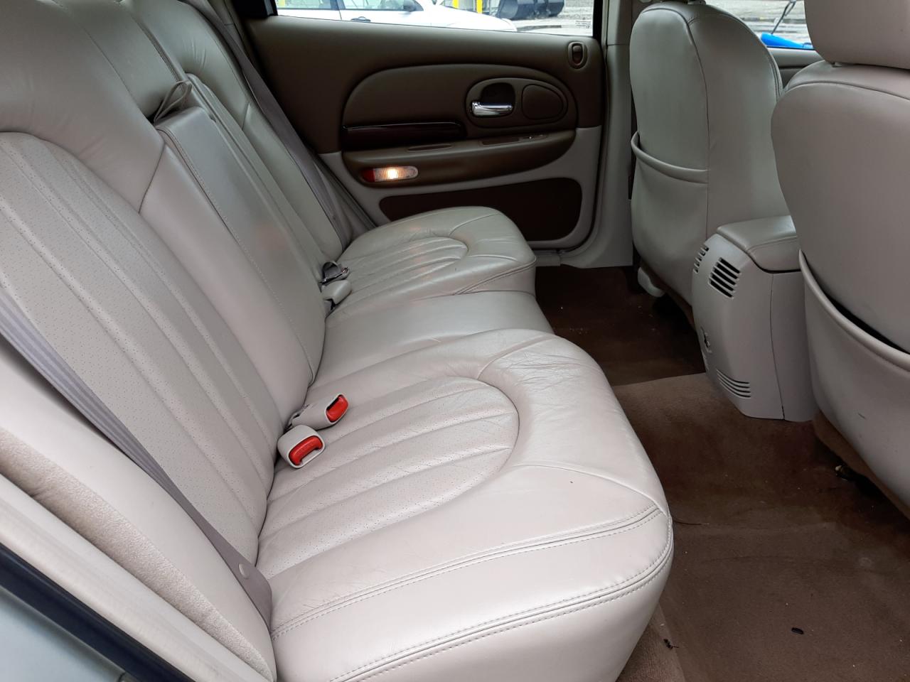 Фото 6 с аукциона – 2000 CHRYSLER LHS с VIN 2C3HC56G5YH169714
