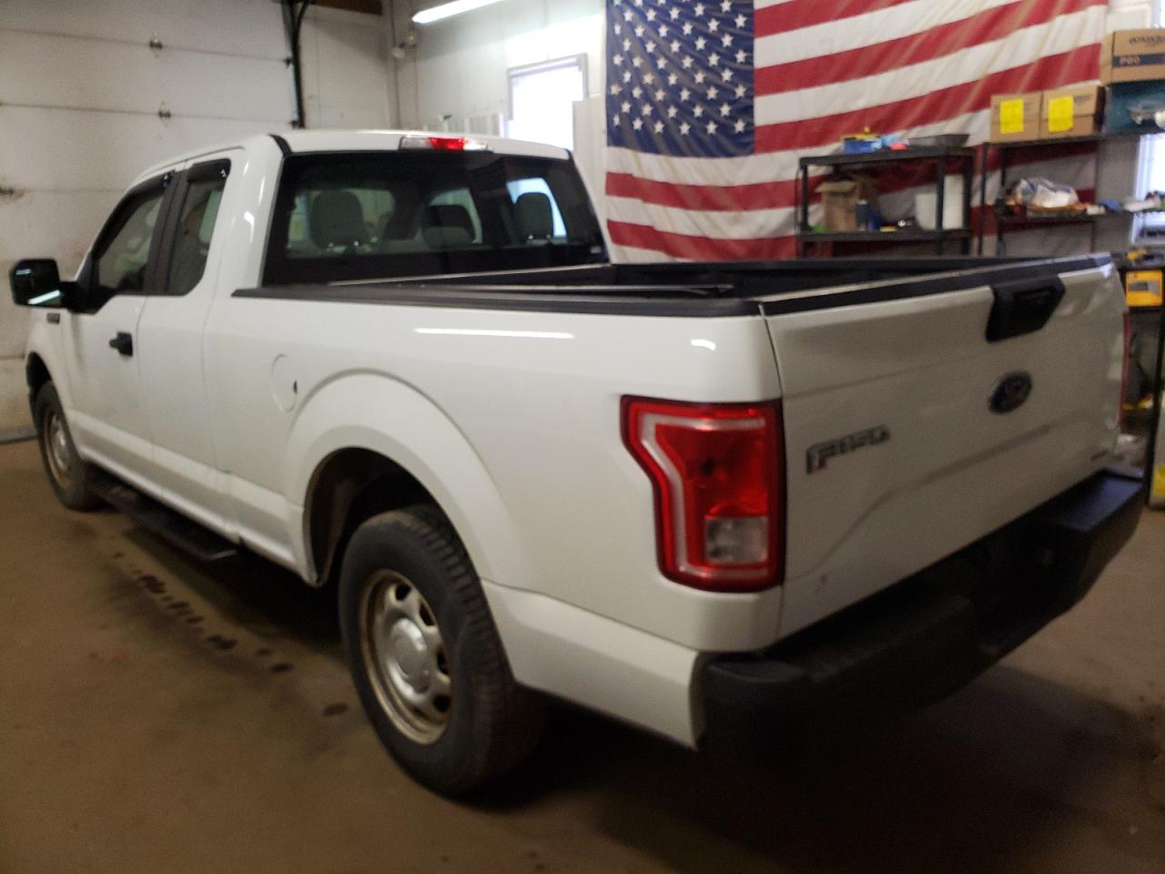 Photo 3 from auction – 2015 FORD F150 SUPER with VIN 1FTEX1C82FFA41714