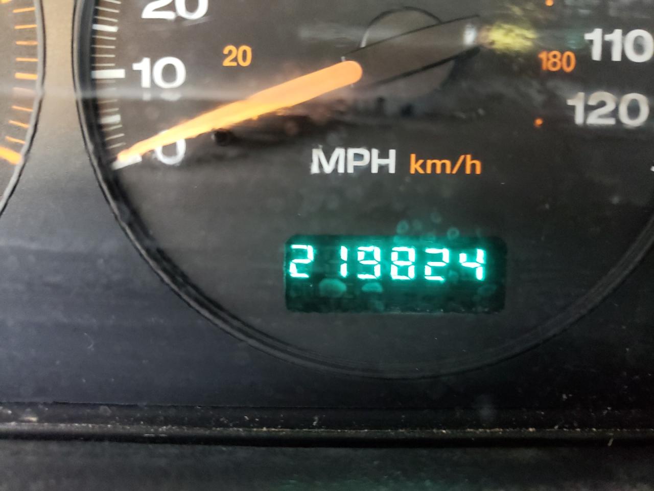 Photo 8 from auction – 2004 JEEP GRAND CHER with VIN 1J4GW48N04C425835