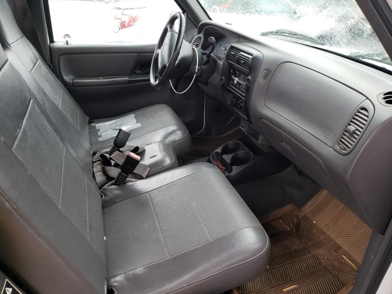 Photo 5 from auction – 2002 FORD RANGER with VIN 1FTYR10U22TA31821