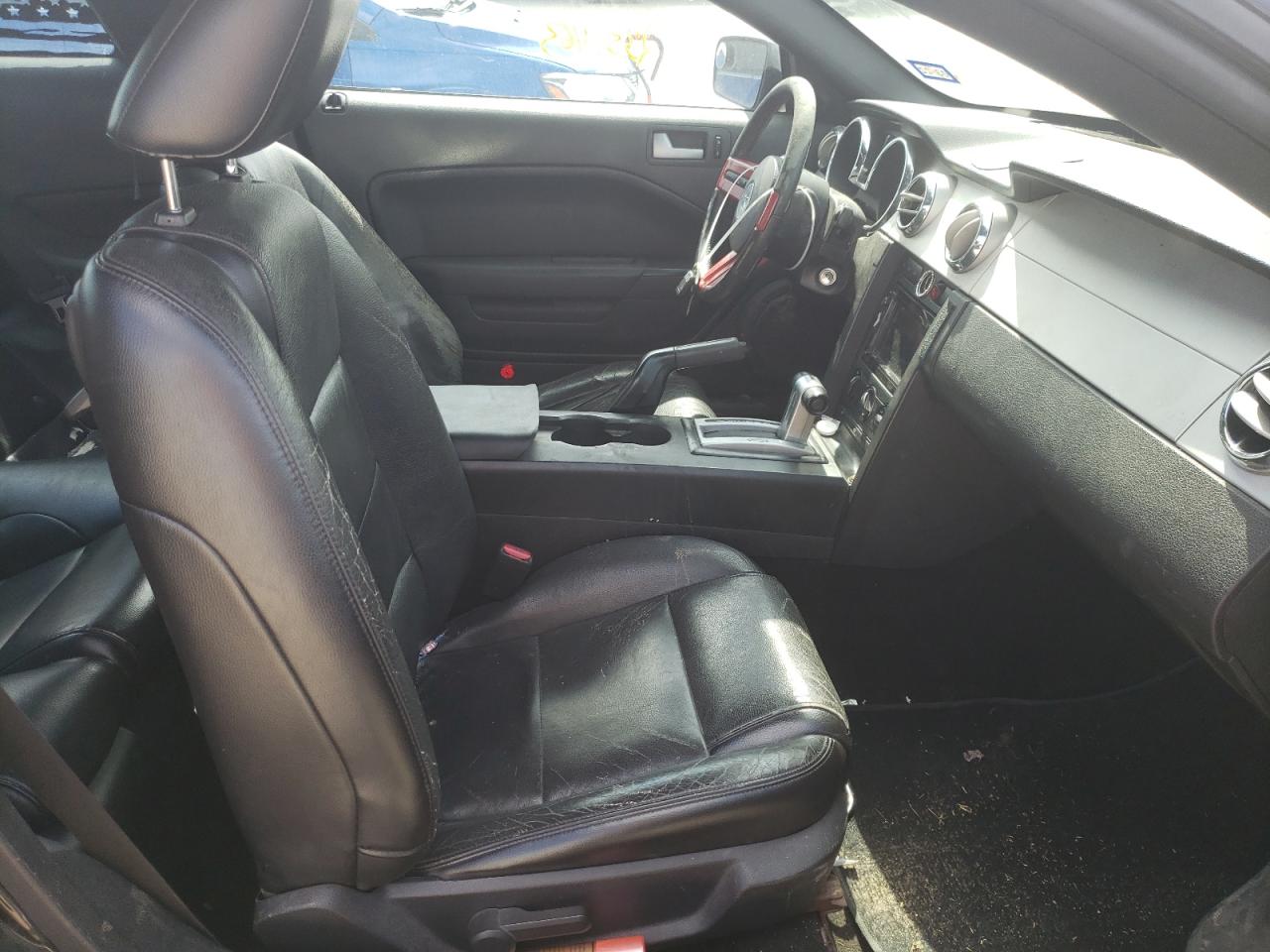 Photo 5 from auction – 2007 FORD MUSTANG with VIN 1ZVFT80N775324259
