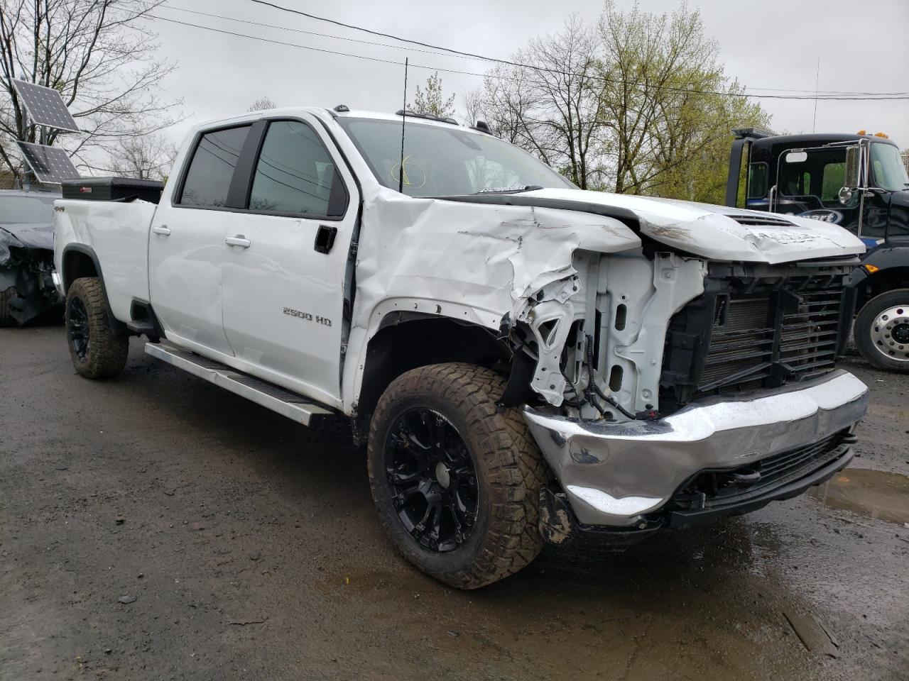 CHEVROLET SILVERADO 2021 with VIN 1GC4YNEY8MF167280 - Photo from auction