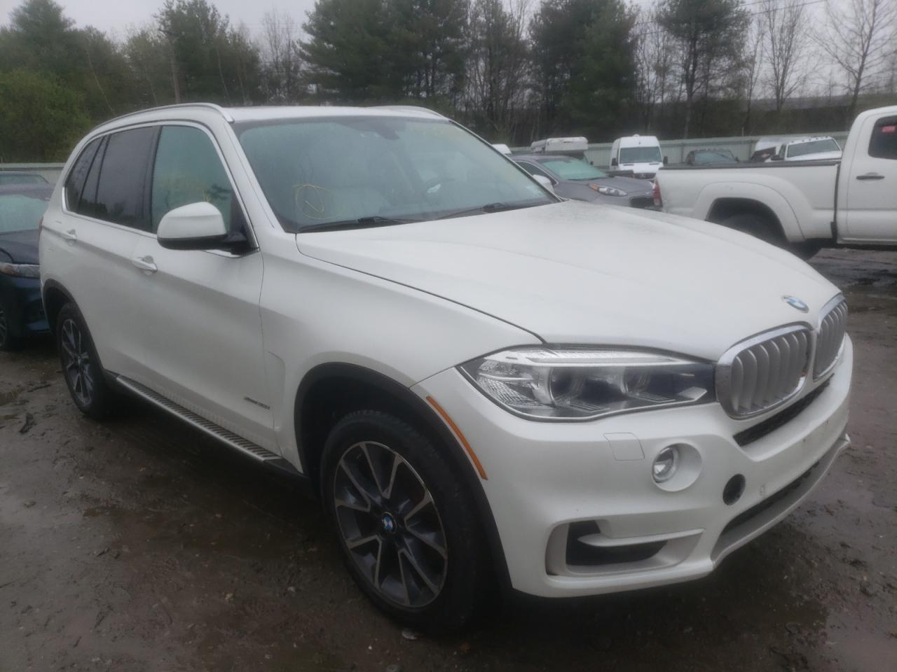 BMW X5 XDRIVE3 2015 with VIN 5UXKR0C5XF0P07426 - Photo from auction