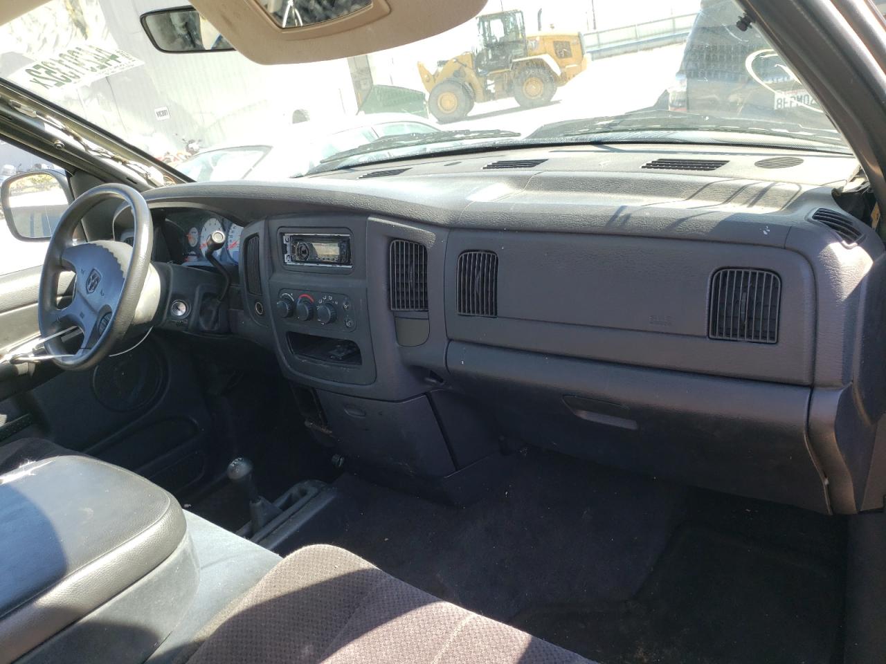 Photo 9 from auction – 2003 DODGE RAM 1500 with VIN 1D7HU18N03S330197