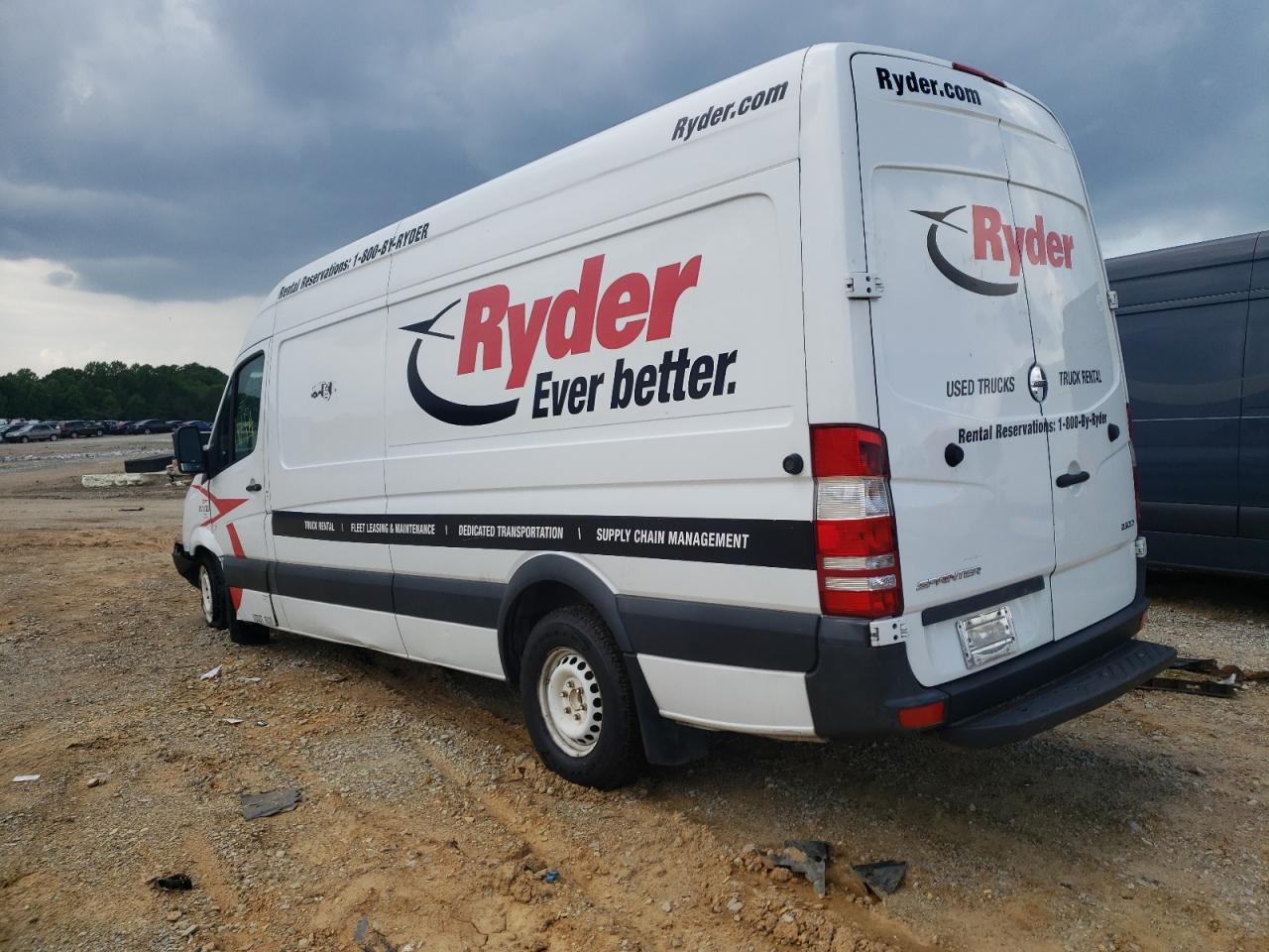 Photo 3 from auction – 2017 FREIGHTLINER SPRINTER 2 with VIN WDYPE8CD2HP573941
