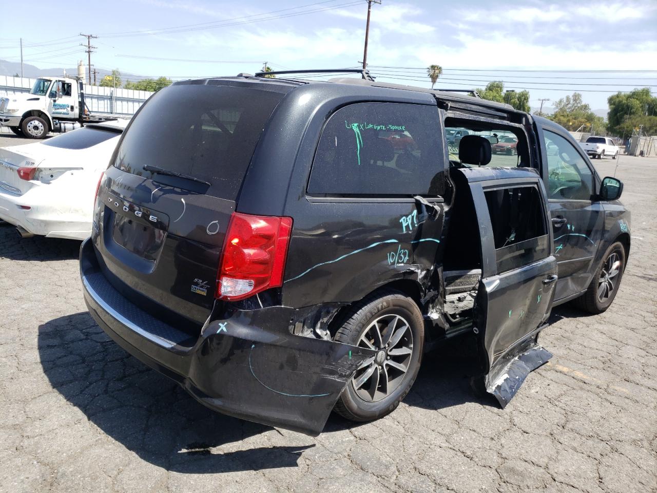 Photo 4 from auction – 2016 DODGE GRAND CARA with VIN 2C4RDGEG7GR371361