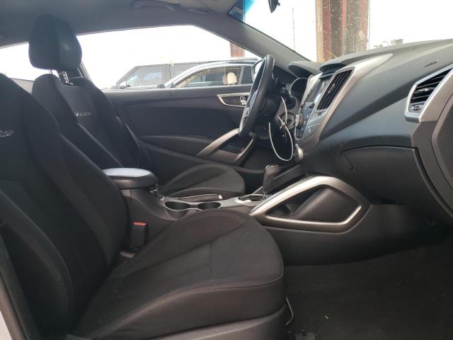 Photo 5 from auction – 2016 HYUNDAI VELOSTER with VIN KMHTC6AD4GU273904