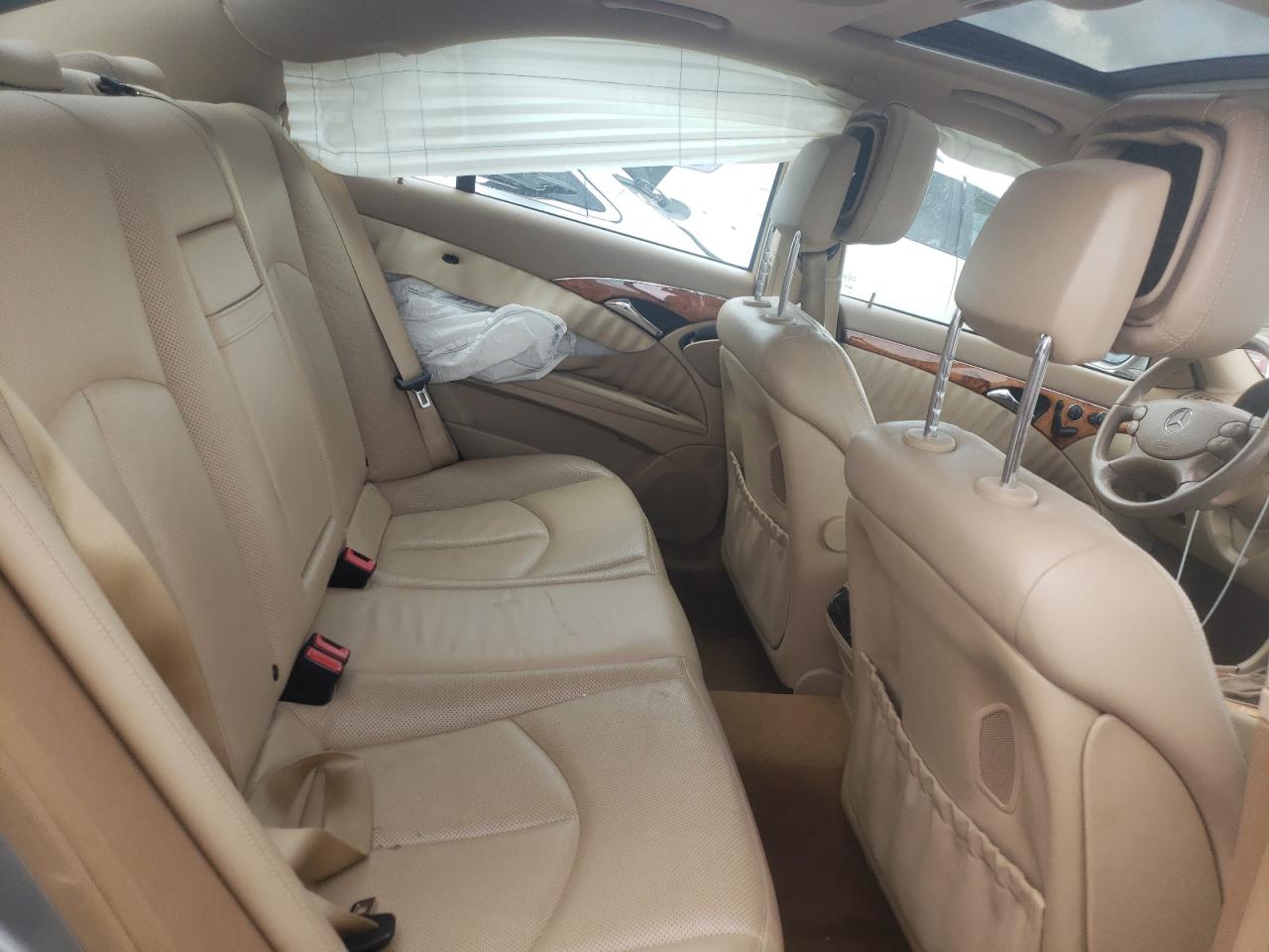 Photo 6 from auction – 2007 MERCEDES-BENZ E 550 with VIN WDBUF72X67B077052