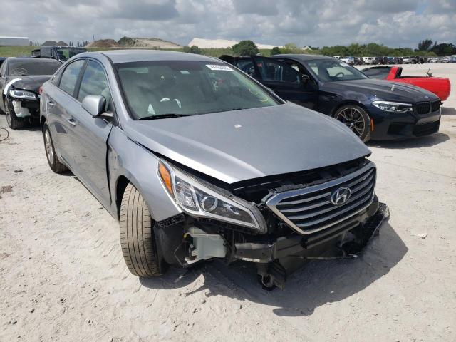 HYUNDAI SONATA SE 2017 with VIN 5NPE24AF5HH534670 - Photo from auction