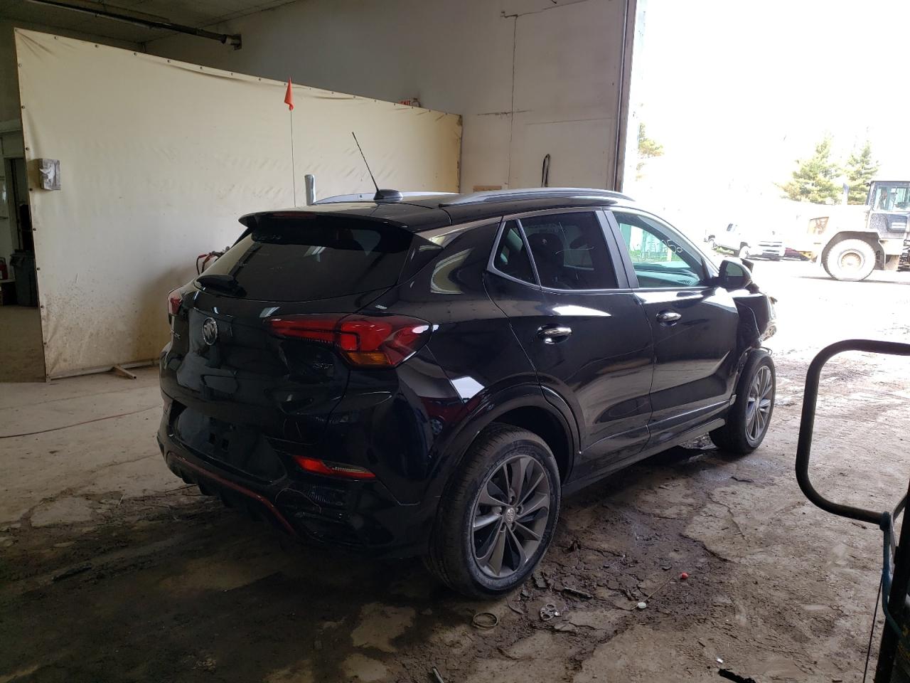 Photo 4 from auction – 2021 BUICK ENCORE GX with VIN KL4MMCSL1MB125012